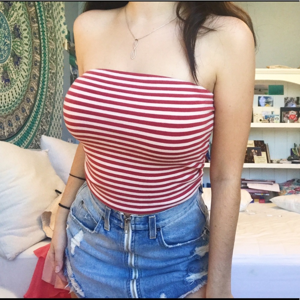 Brandy Melville - Red and white striped tube top